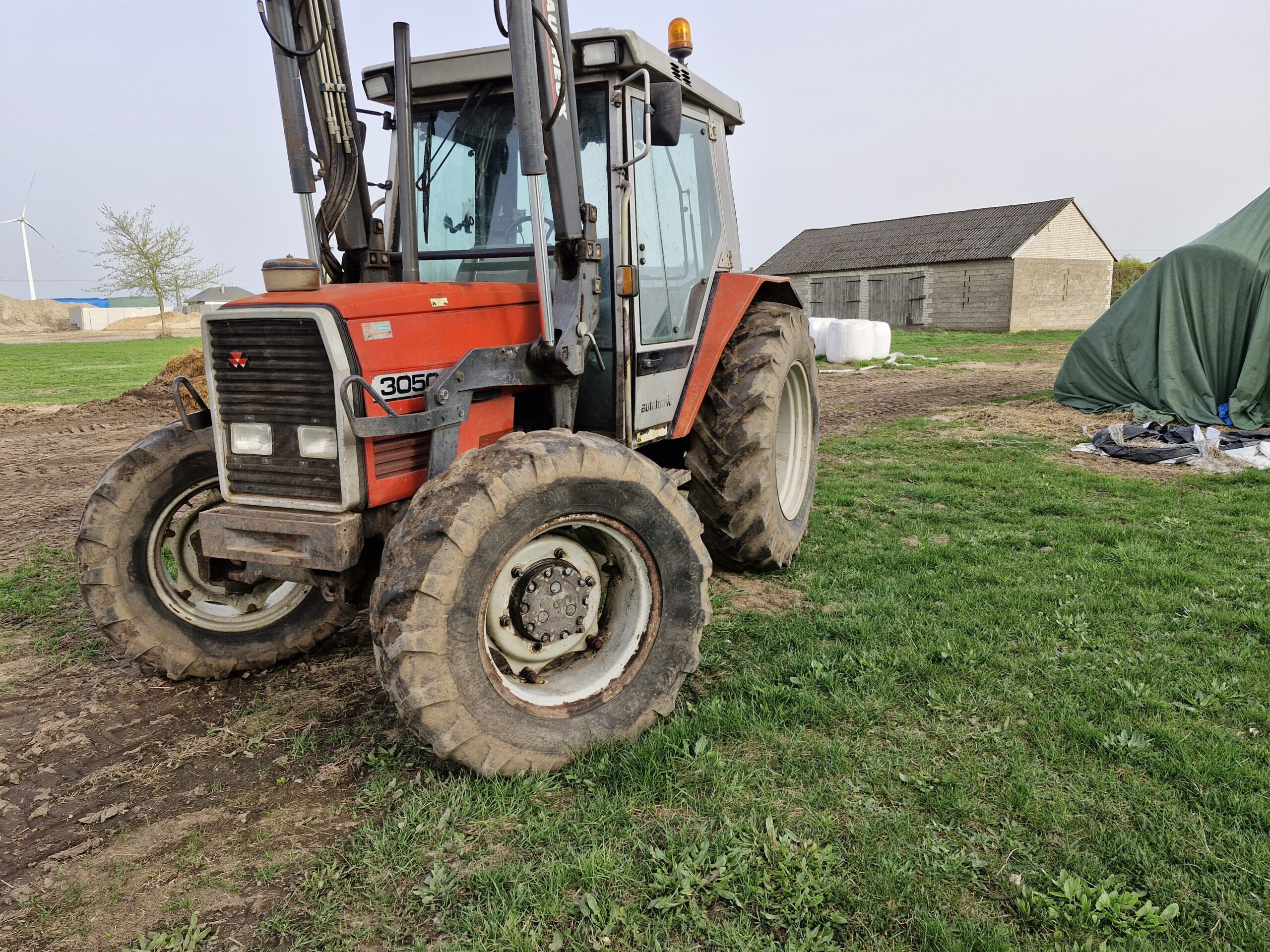 Massey Ferguson 3050