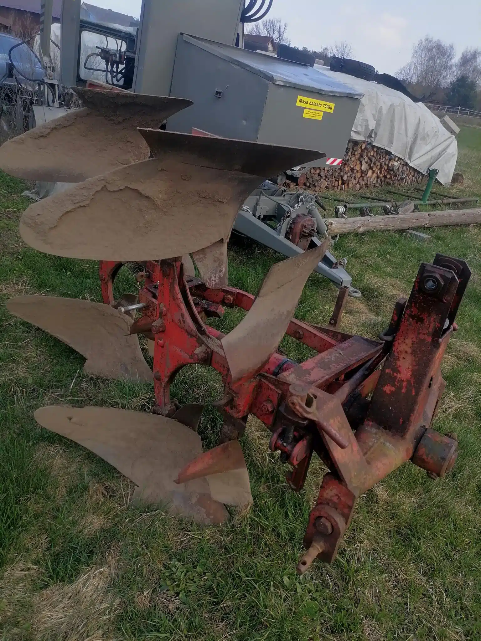 Pług 2 skibowy obrotowy