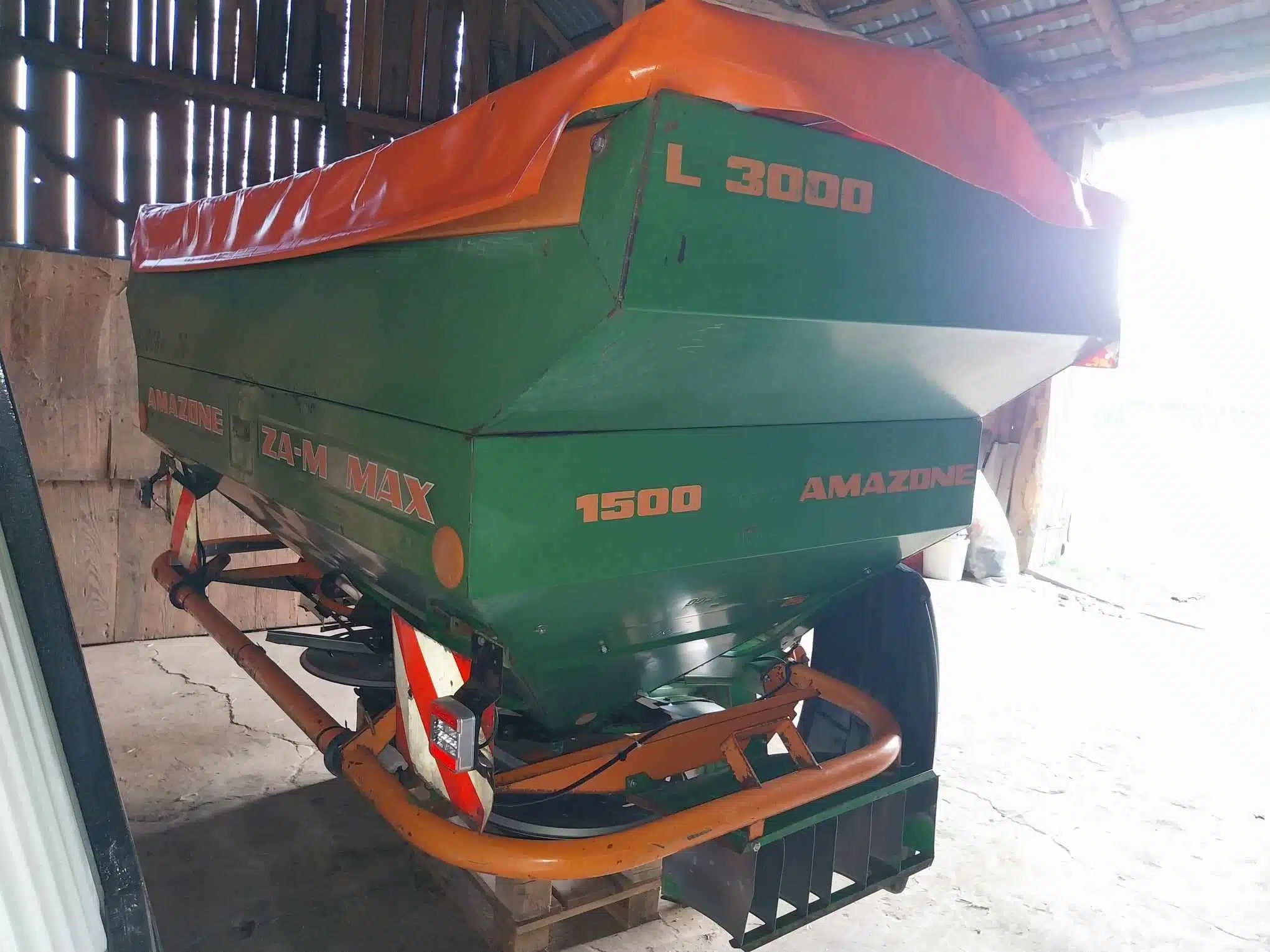 Rozsiewacz Amazone ZA-M