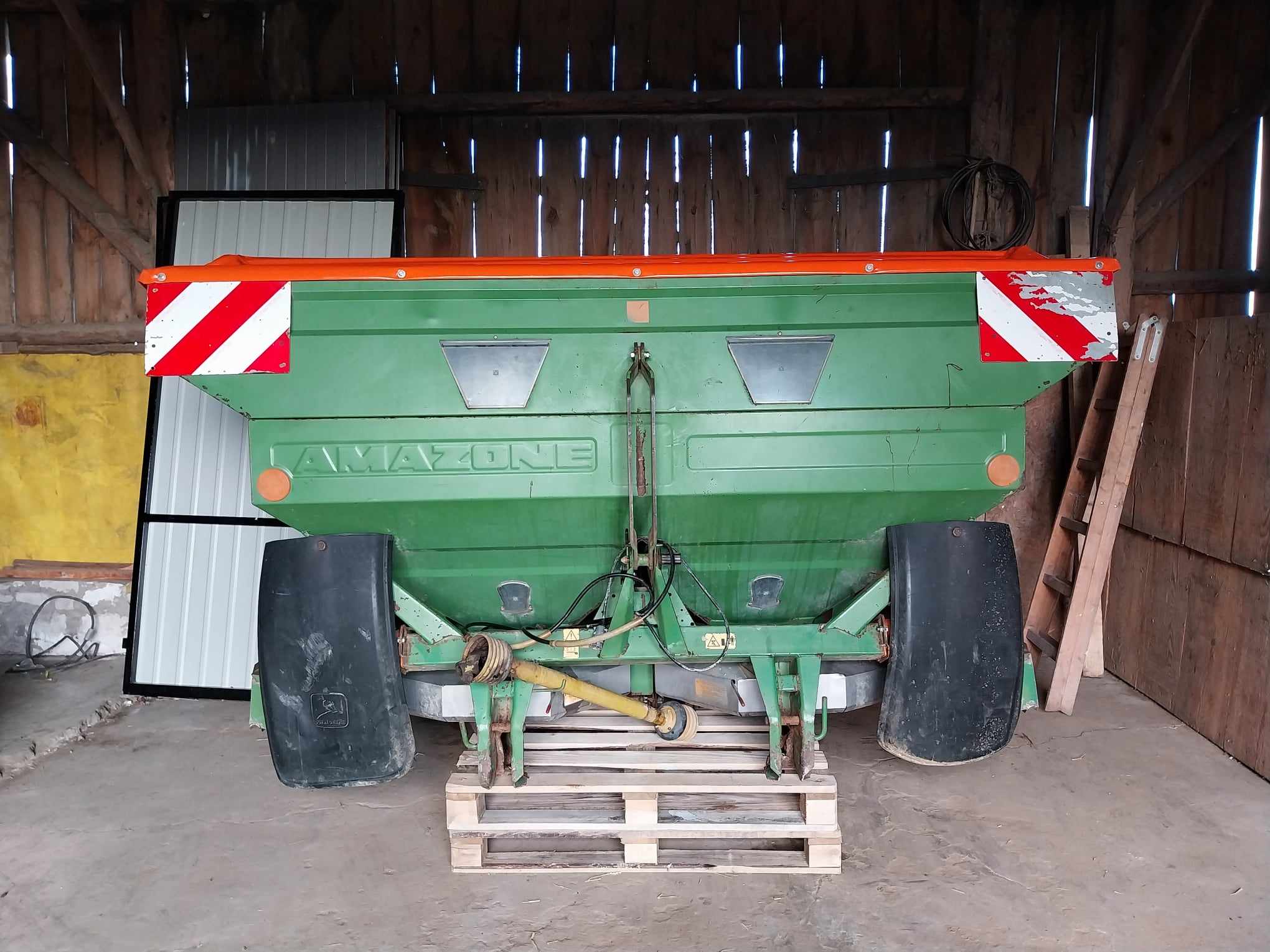 Rozsiewacz Amazone ZA-M