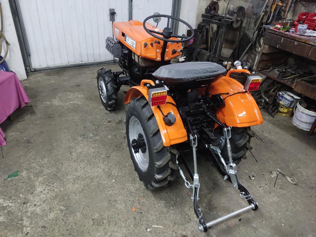 kubota b5000 mini traktorek