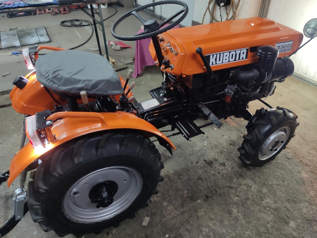 kubota b5000 mini traktorek