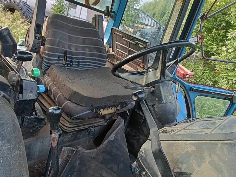 Ford 8210