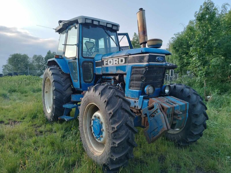 Ford 8210