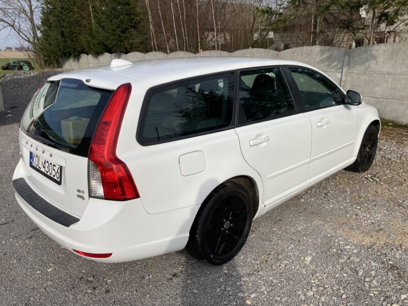 Volvo v50 1.6d 109km