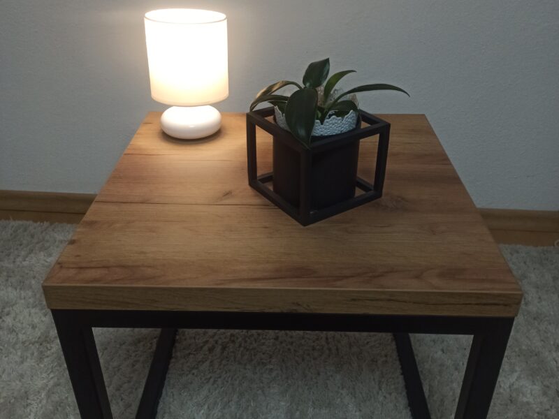 Stolik kawowy loft