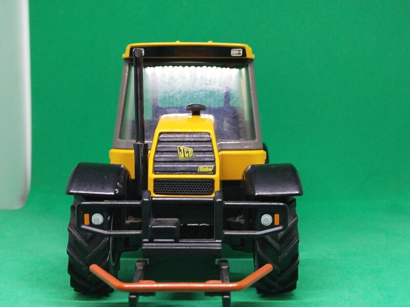 Joal traktor JCB 1:35 jak siku Britains universal hobbies