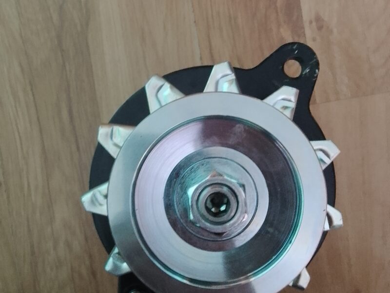 Alternator MTZ nowy nie używany