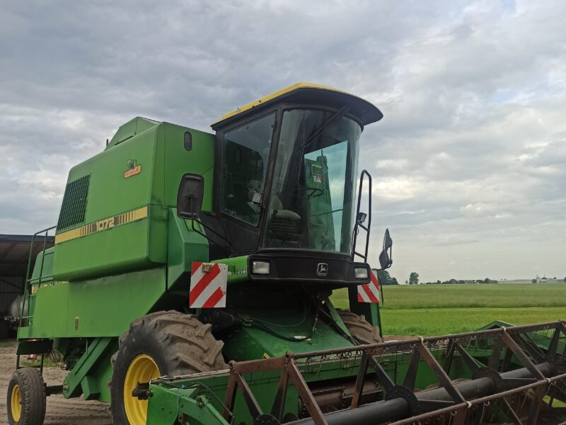 John Deere 1072/ 1075