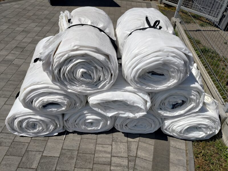 Plandeki fliz włóknina 9,2 x 11,8 m, 145g/m2, możliwa wysyłka