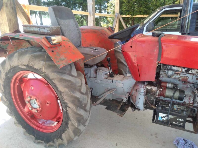 MF 130 z silnikiem 3p