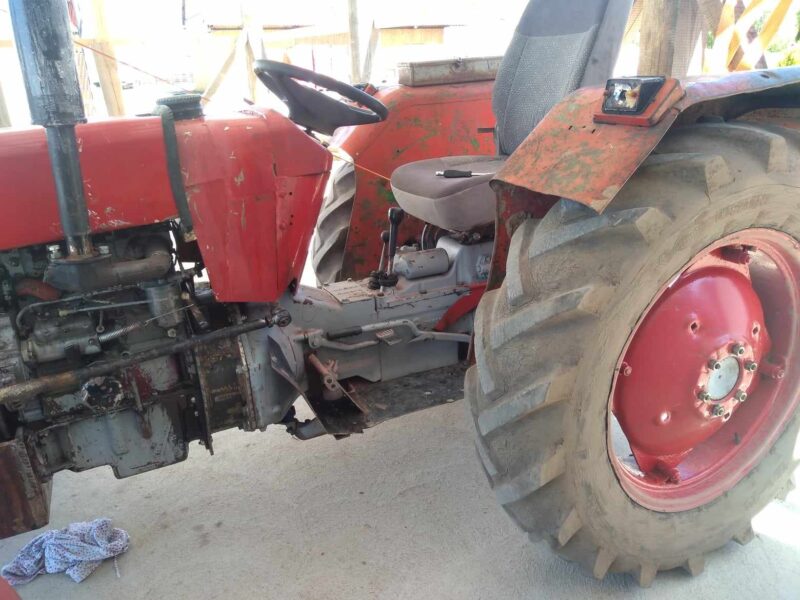 MF 130 z silnikiem 3p