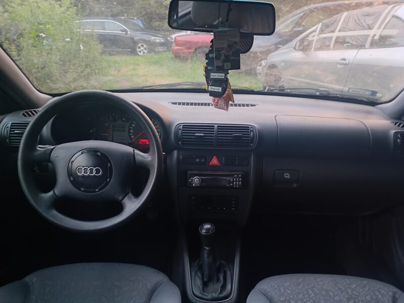 Audi a3 1.6 sr