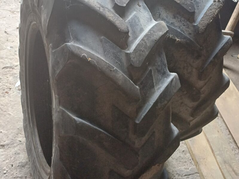 Opony Michelin 13.6 r24