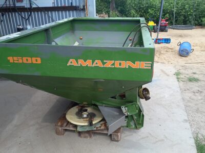 Rozsiewacz nawozu Amazone zam max 1500