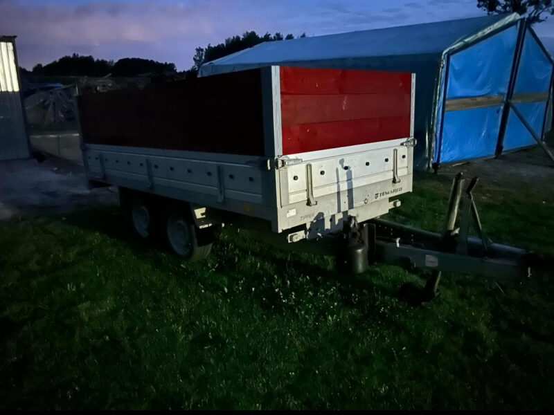 Sprzedam zestaw przyczepa i minikoparka