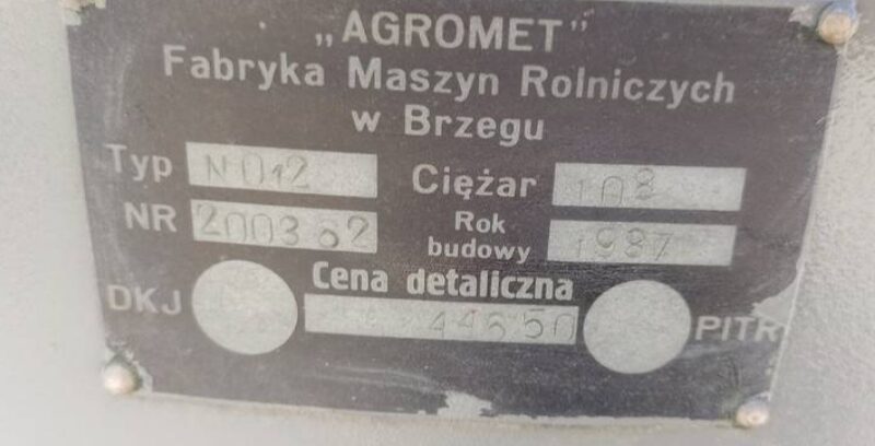 Rozsiewać do nawozu bąk