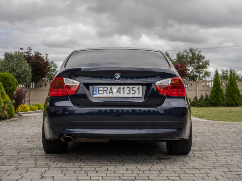 BMW Seria 3 320i