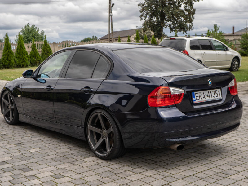 BMW Seria 3 320i