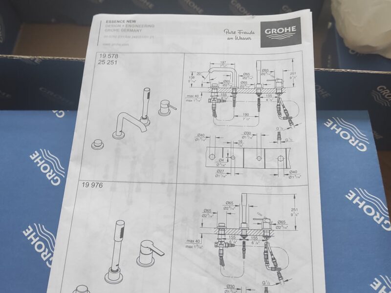 Nowa Grohe Essence - 4-otworowa bateria wannowa Grafit 19578A01