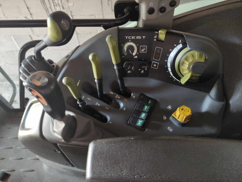 Claas Arion 630c 2011 4240godzin, renault ares axion