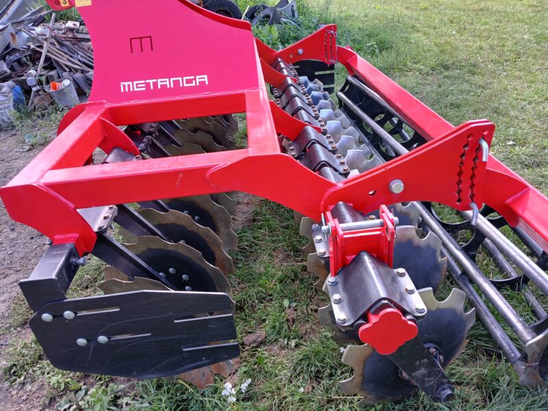 Sprzedam talerzówkę metanga bt300