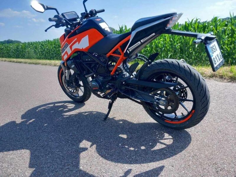 KTM DUKE 125