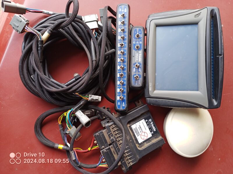 Nawigacja trimbel cfx 750