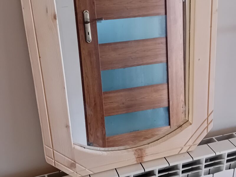 Sprzedam lustro z ramą drewnianą solidne polecam