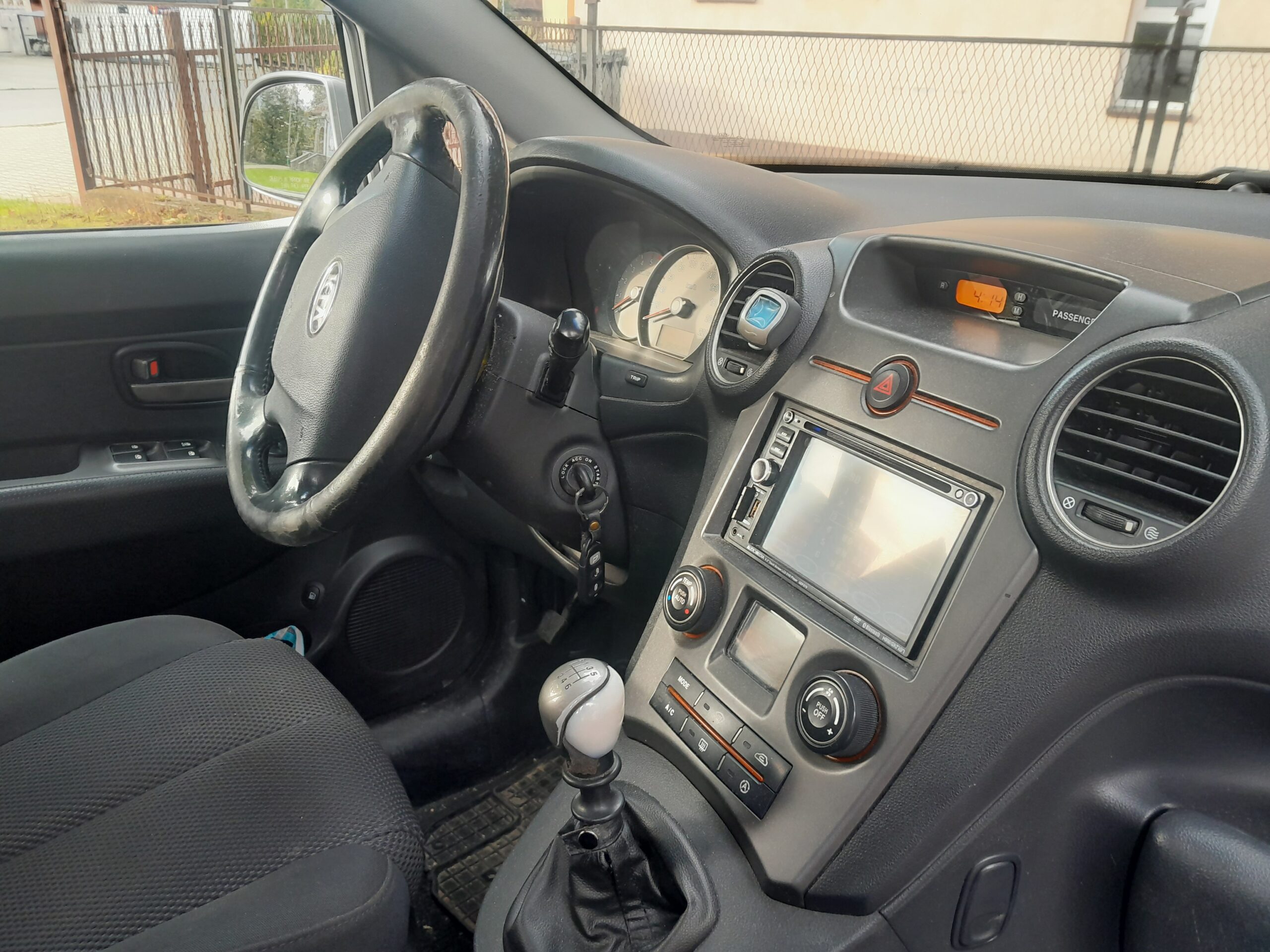 Sprzedam Kia carens
