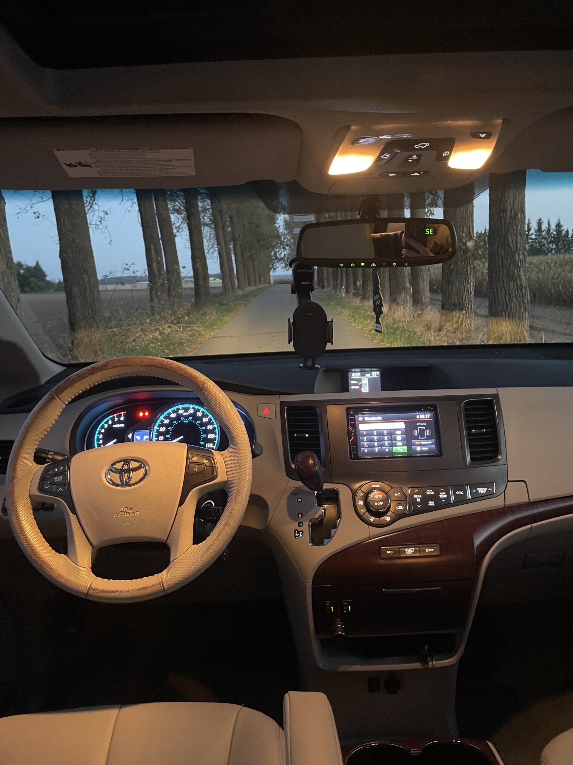 Toyota Sienna XLE