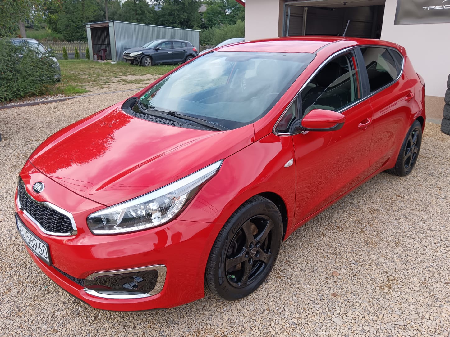 Kia cee'd bogato wyposażona