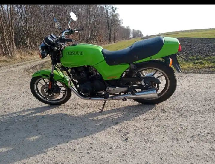 Suzuki gsx 400e + części