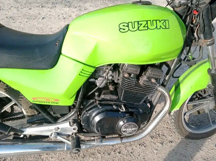 Suzuki gsx 400e + części