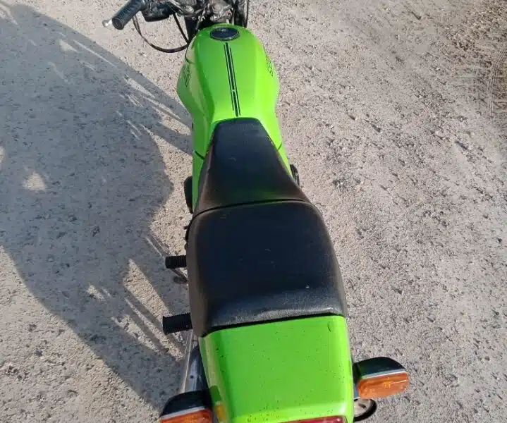 Suzuki gsx 400e + części