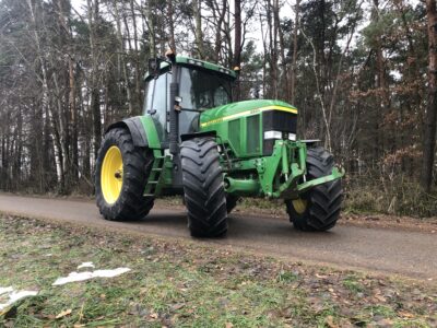 John Deere 7710