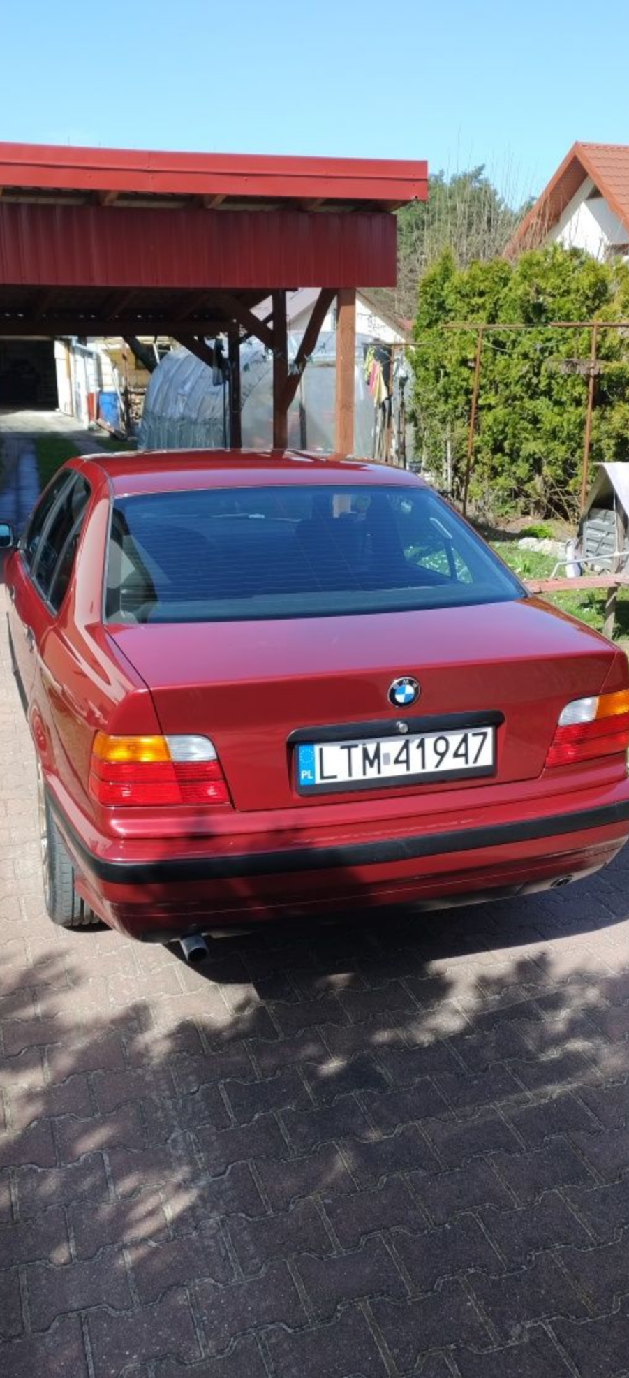 BMW E36 sedan