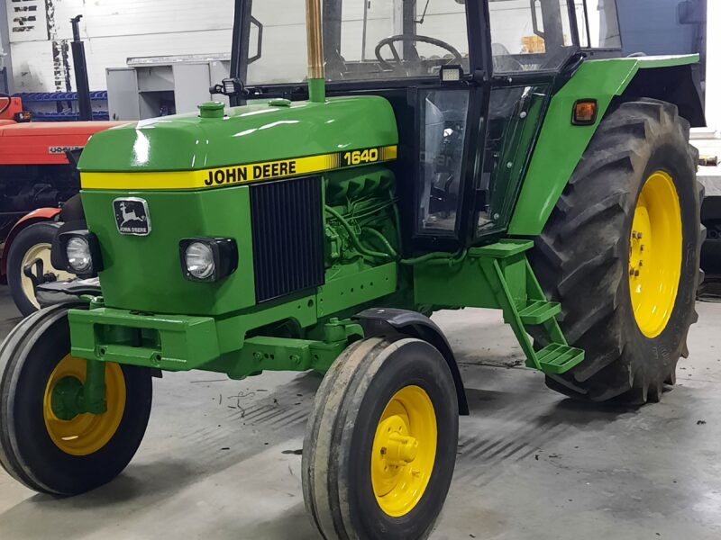John deere 1640
