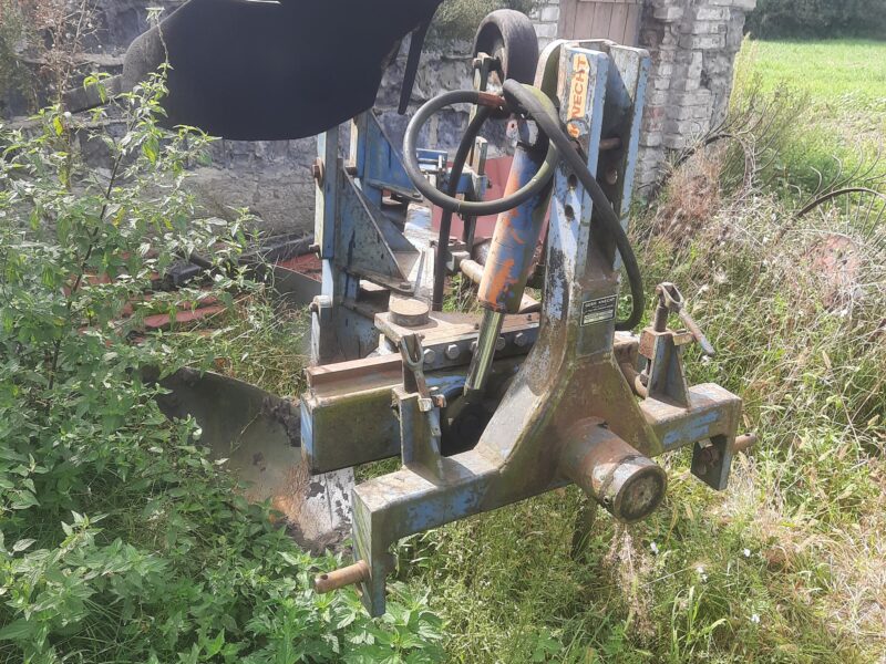 Pług 2 skibowy obracany