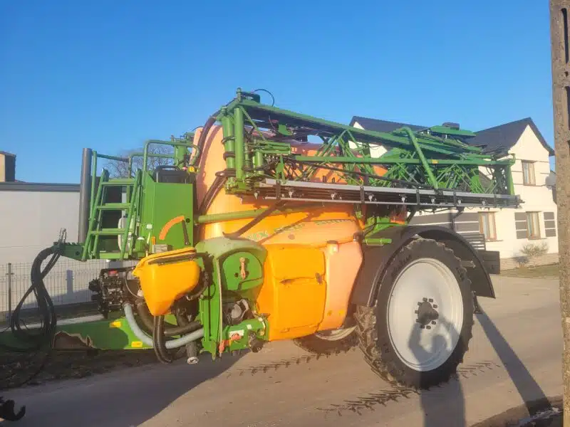 Opryskiwacz Amazone UX5200 36m