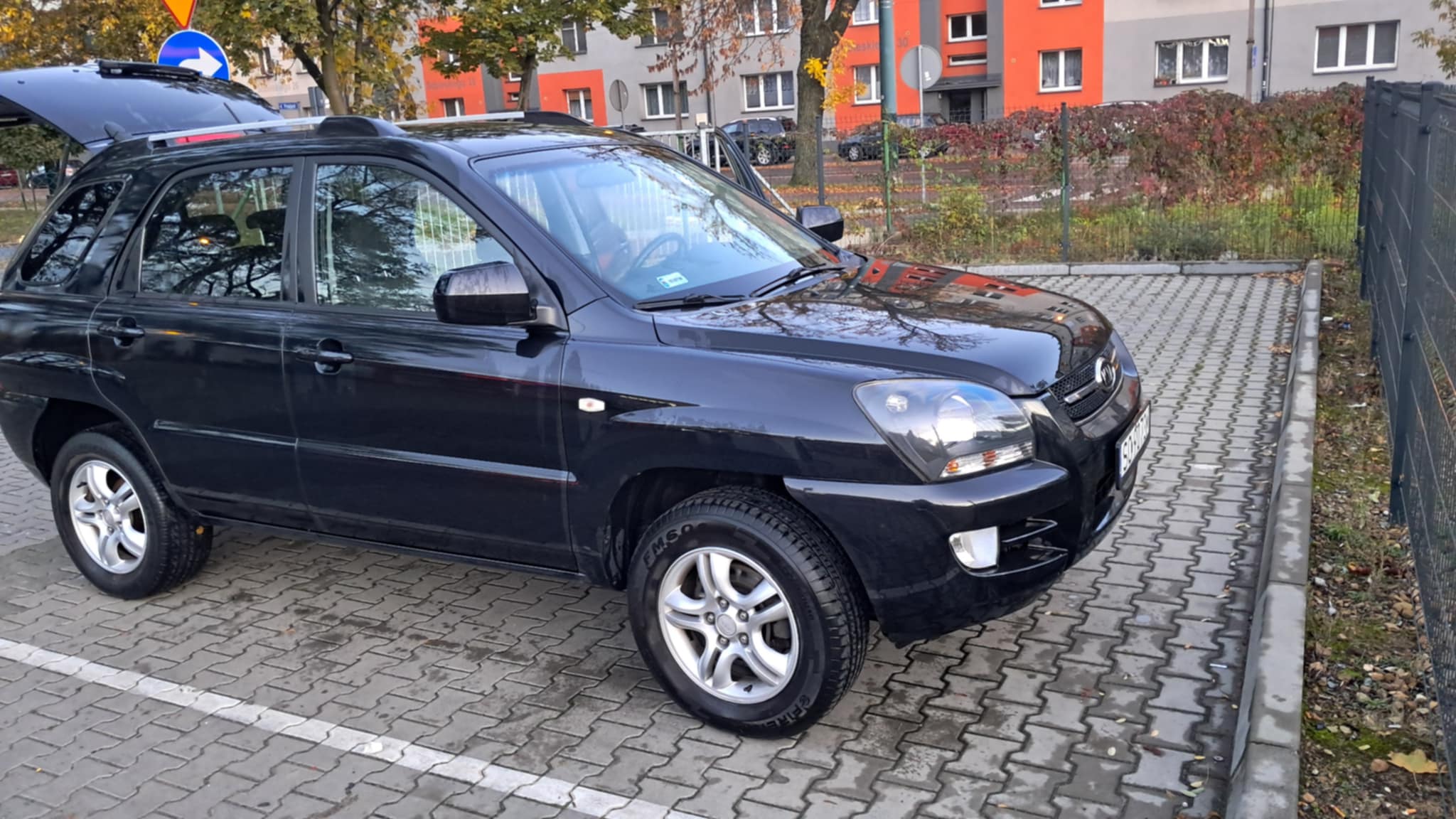 Sprzedam Kia Sportage ll 2.0b 142km