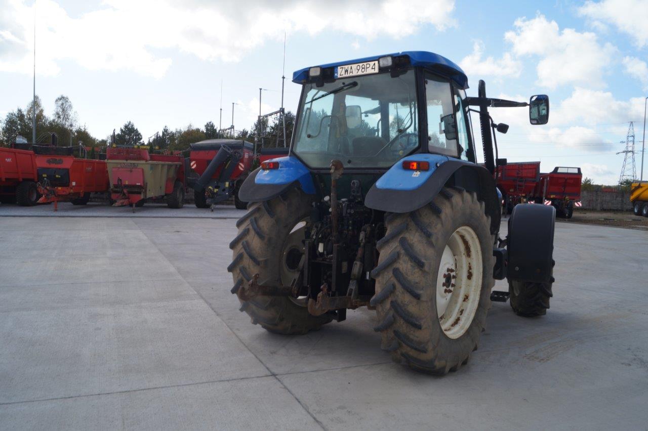 New Holland Ciągnik Rolniczy TM120