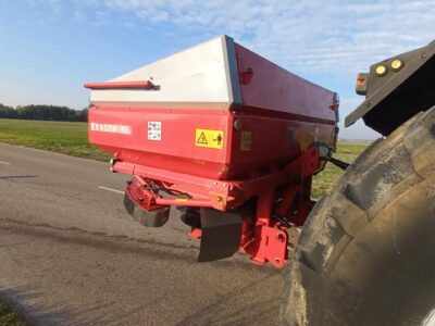 Rozsiewacz Kverneland Exacta-CL 1200L/2008r