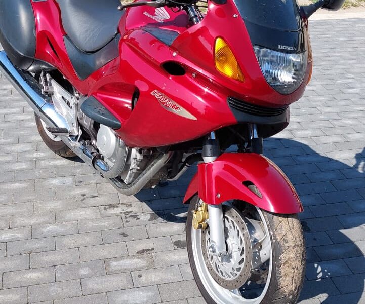 Honda deauville 650