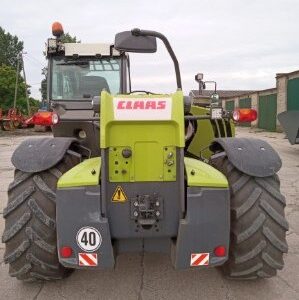 Claas Scorpion 7055