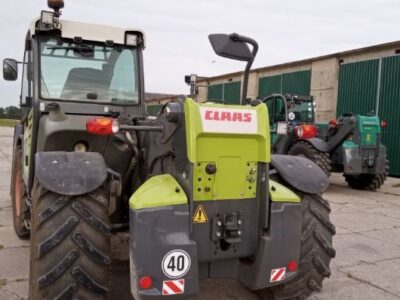 Claas Scorpion 7055