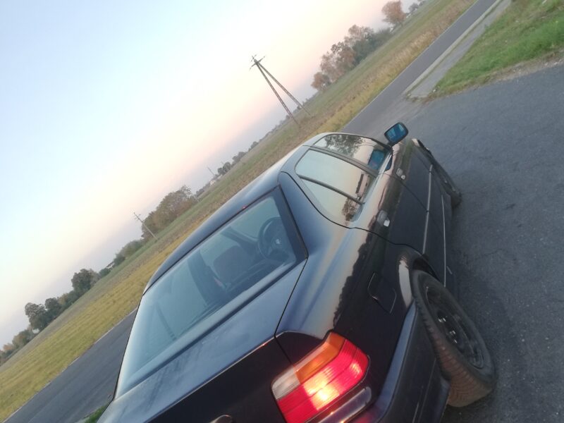 Sprzedam Bmw e36 1.6