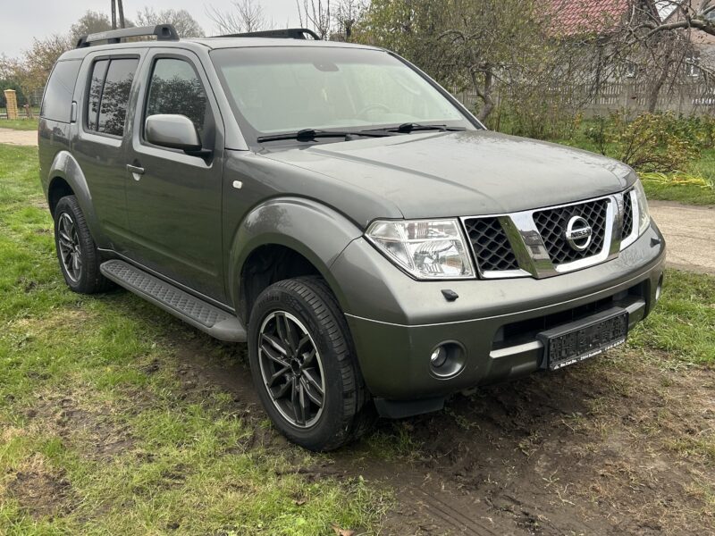 Nissan pathfinder 2.5 dCi zatarty