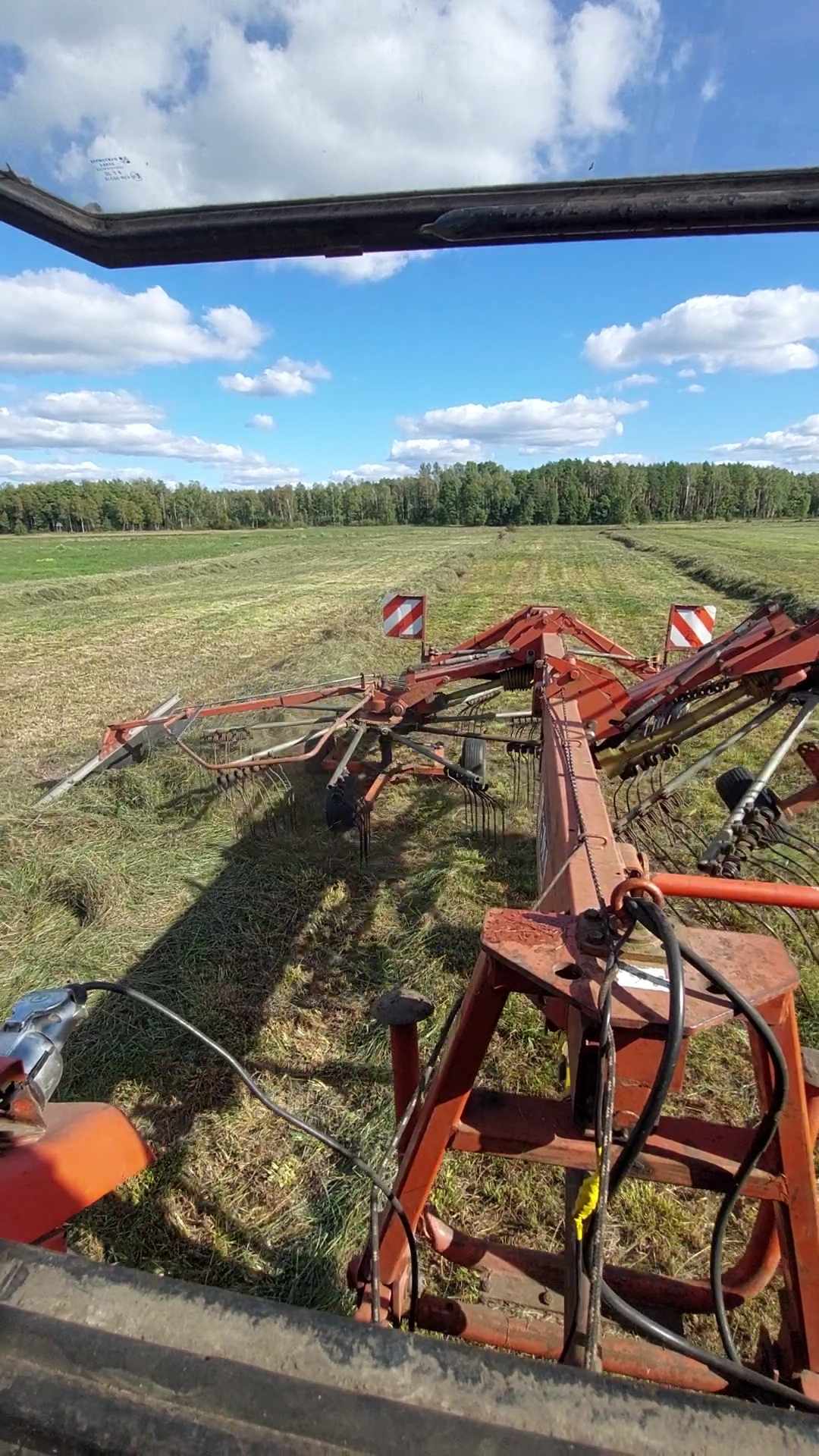 Zgrabiarka dwukaruzelowa fella ts 1400