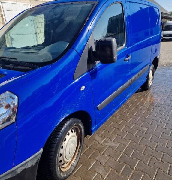 Sprzedam Fiat scudo 2.0 diesel niski przebieg 2009 r blaszak 220 tys przebiegu